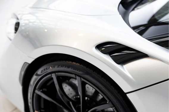 McLaren Artura