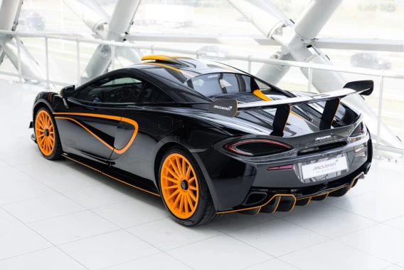 McLaren 620R