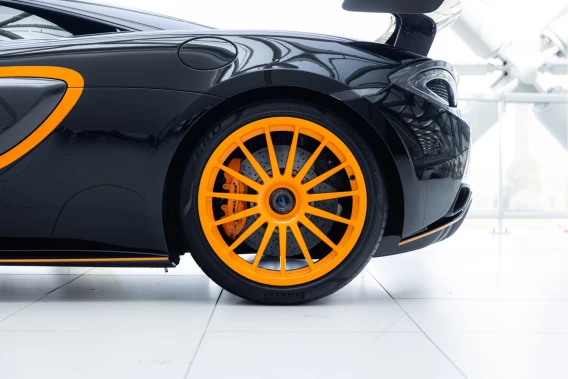 McLaren 620R