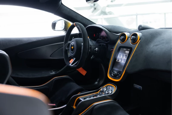 McLaren 620R