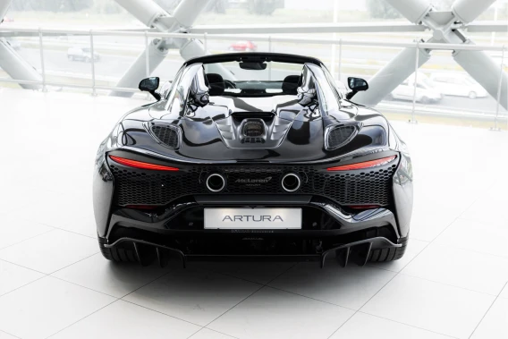 McLaren Artura Spider