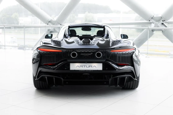 McLaren Artura Spider