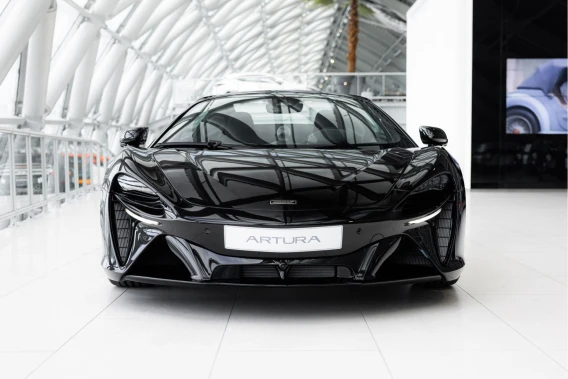 McLaren Artura Spider