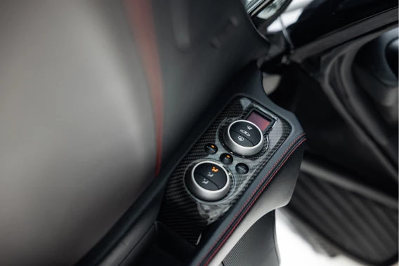 McLaren MP4-12C
