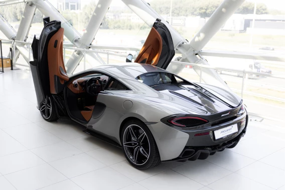 McLaren 570S
