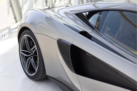 McLaren 570S