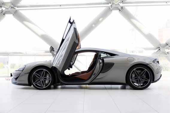 McLaren 570S