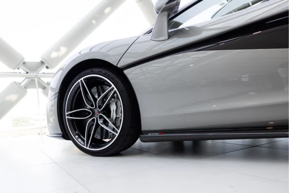 McLaren 570S
