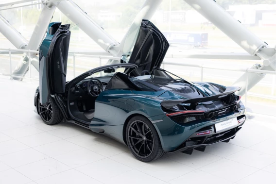 McLaren 720S Spider