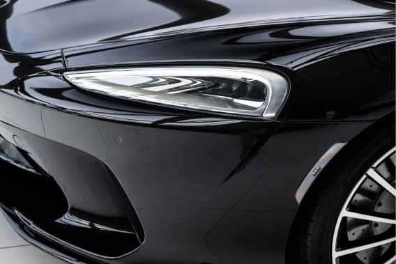McLaren GT