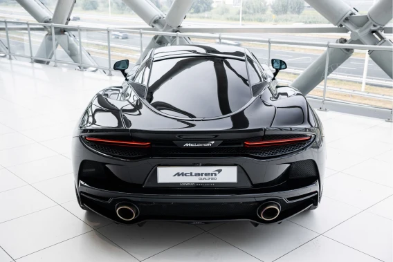 McLaren GT