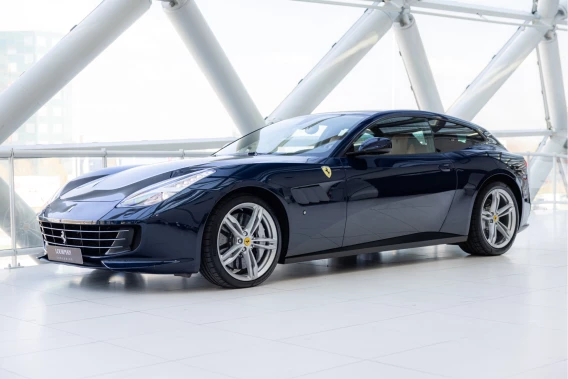 Ferrari GTC4Lusso
