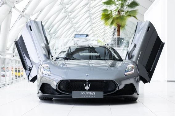 Maserati MC20