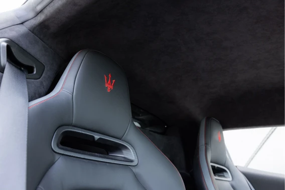 Maserati MC20