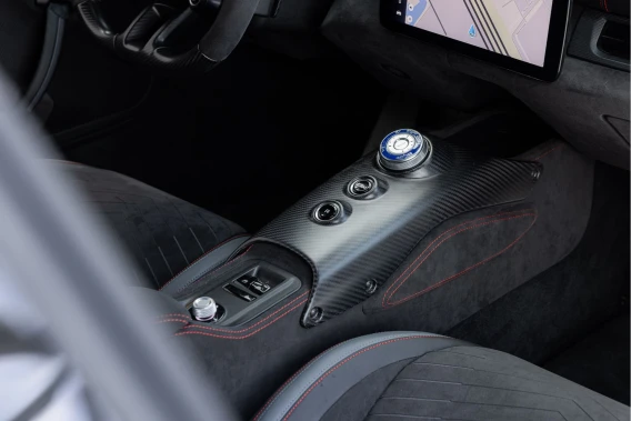 Maserati MC20