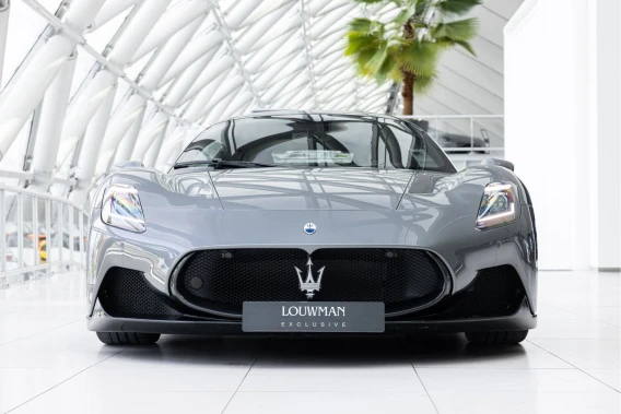 Maserati MC20