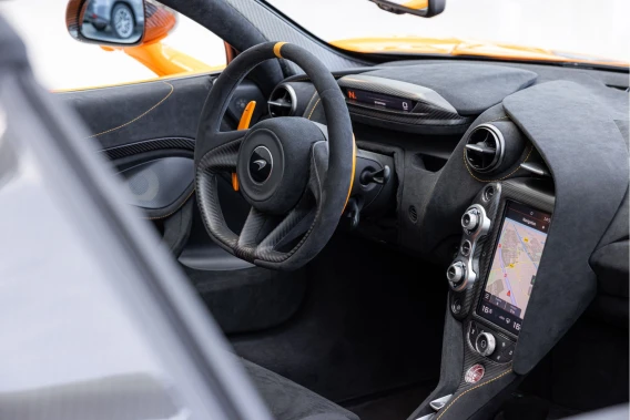 McLaren 765LT Spider