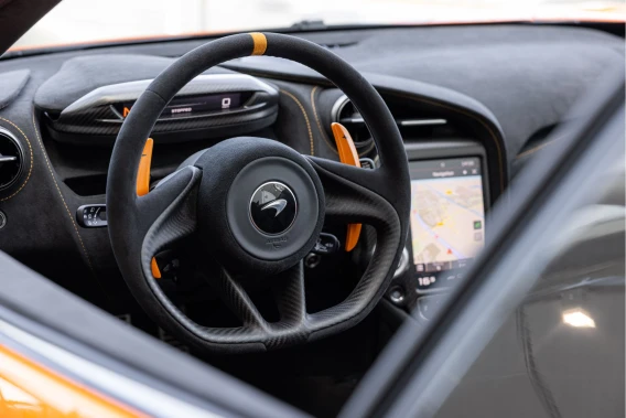 McLaren 765LT Spider