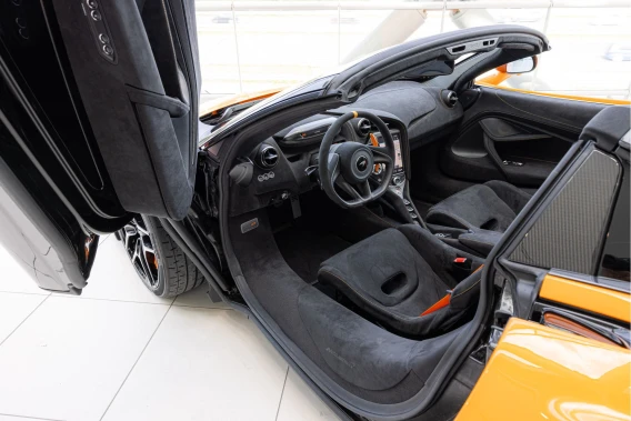 McLaren 765LT Spider