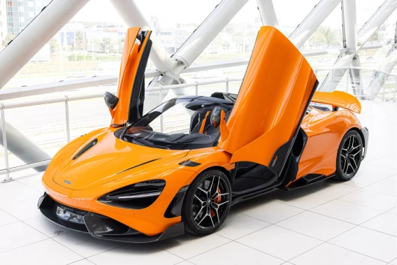 McLaren 765LT Spider