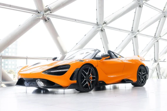 McLaren 765LT Spider