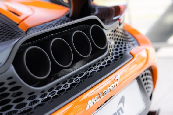 McLaren 765LT Spider