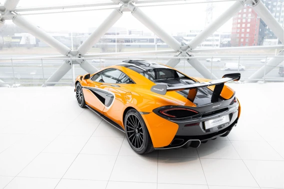 McLaren 620R