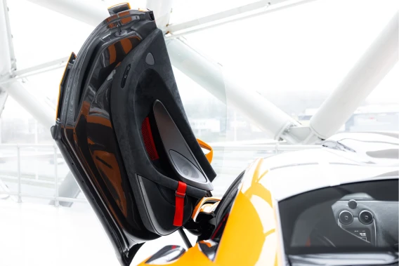 McLaren 620R