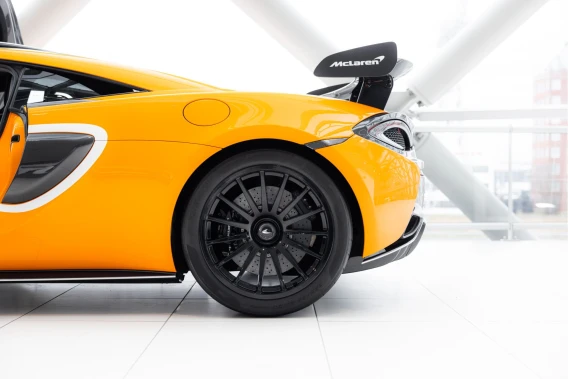 McLaren 620R