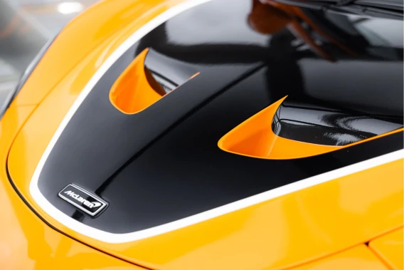 McLaren 620R