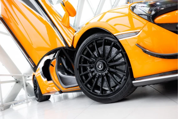 McLaren 620R