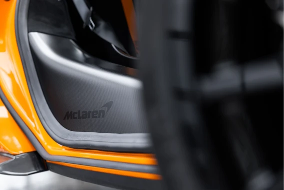 McLaren 620R