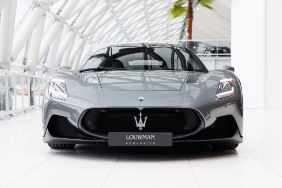 Maserati MC20