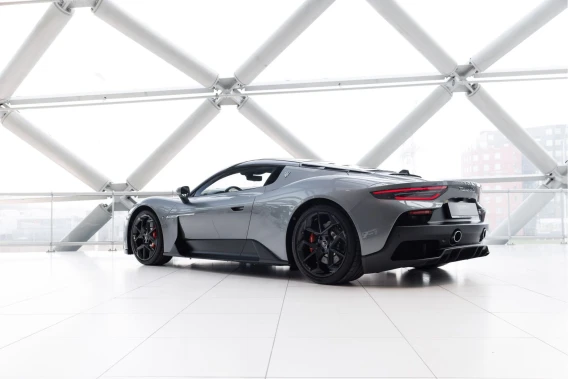 Maserati MC20