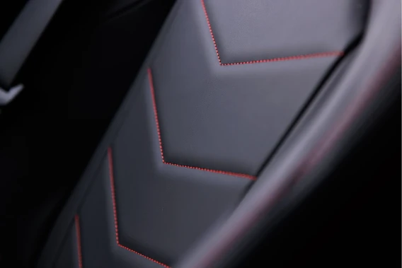 Maserati MC20