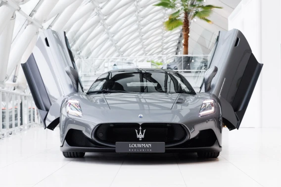 Maserati MC20