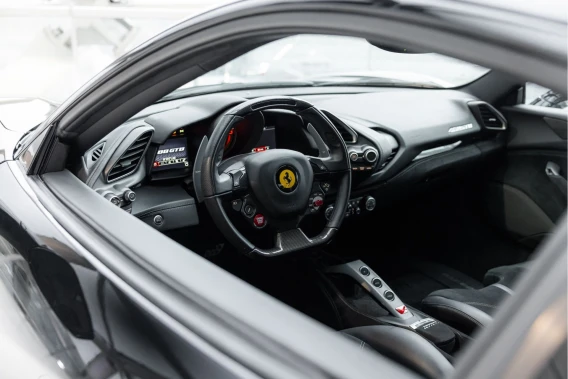 Ferrari 488