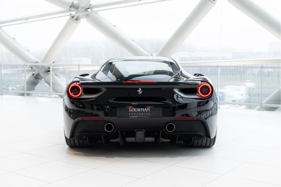 Ferrari 488
