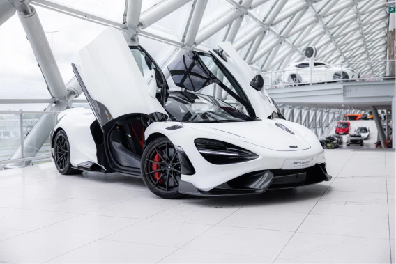 McLaren 765LT