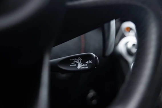 McLaren 765LT