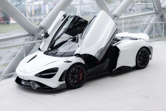 McLaren 765LT
