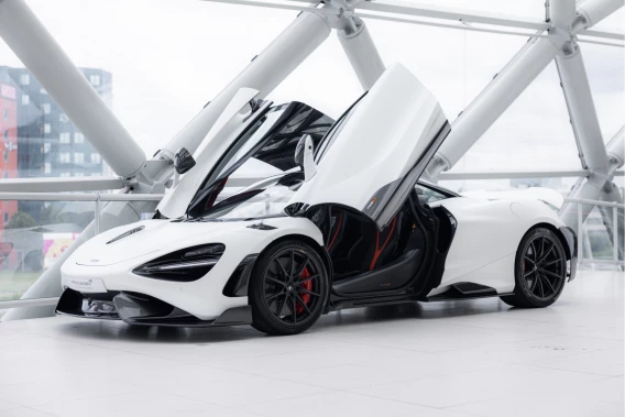 McLaren 765LT
