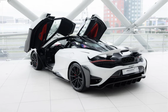 McLaren 765LT