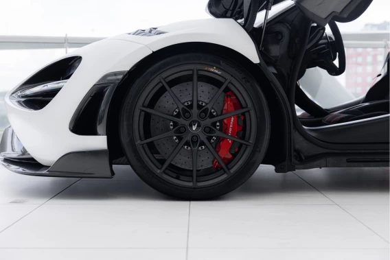 McLaren 765LT