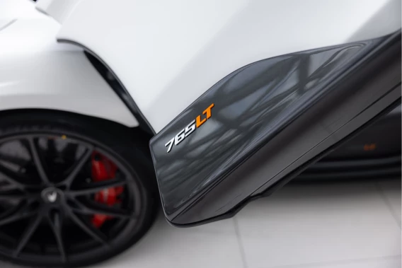McLaren 765LT