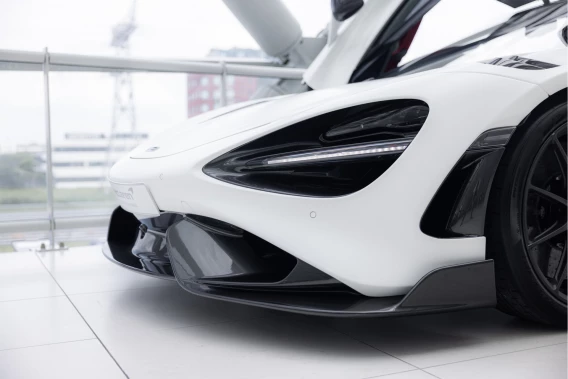 McLaren 765LT