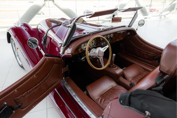 Morgan Plus 4