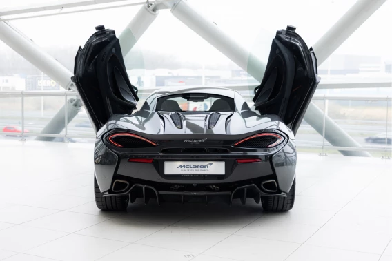 McLaren 570S
