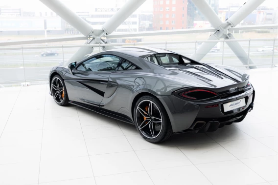 McLaren 570S