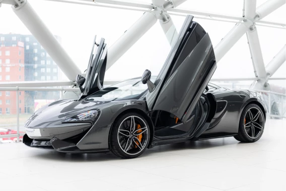 McLaren 570S